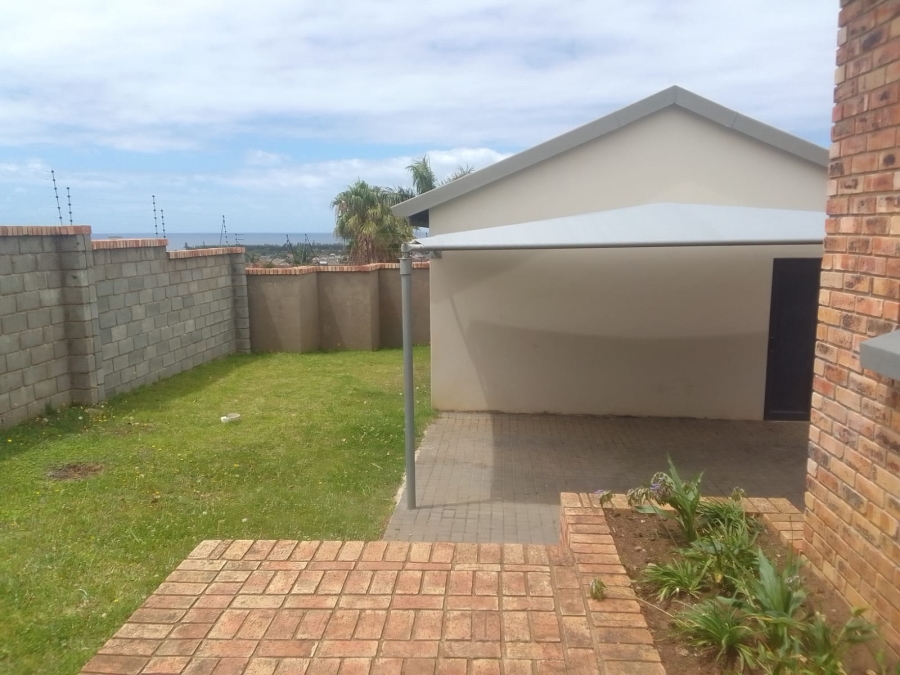 To Let 3 Bedroom Property for Rent in Gonubie Eastern Cape